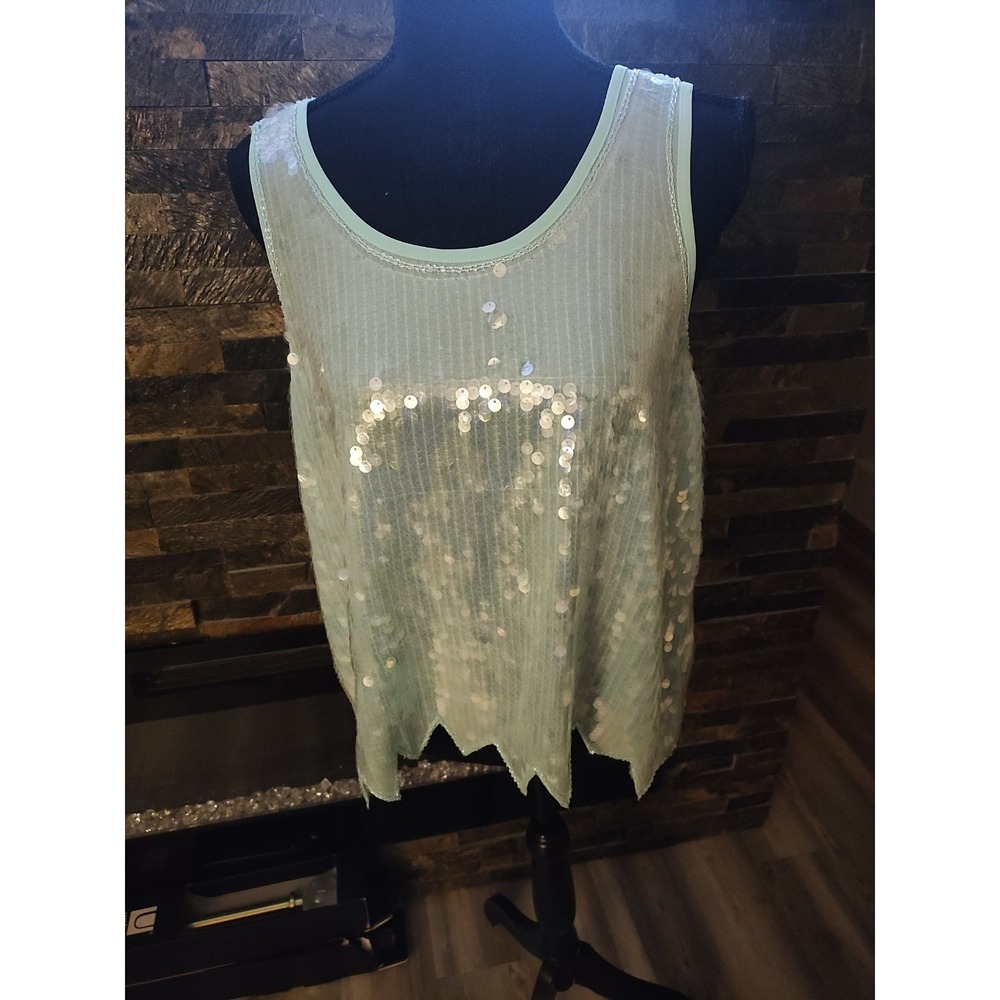 Verty Mint Green Sequined Formal Top Size Large NEW